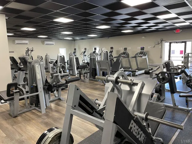 $399,500 | 1019 Mariners Way, Unit 30, Huddleston, VA 24104