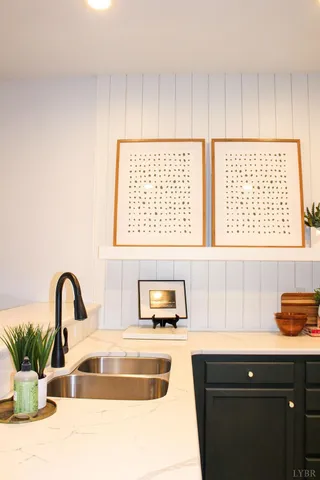 $399,500 | 1019 Mariners Way, Unit 30, Huddleston, VA 24104