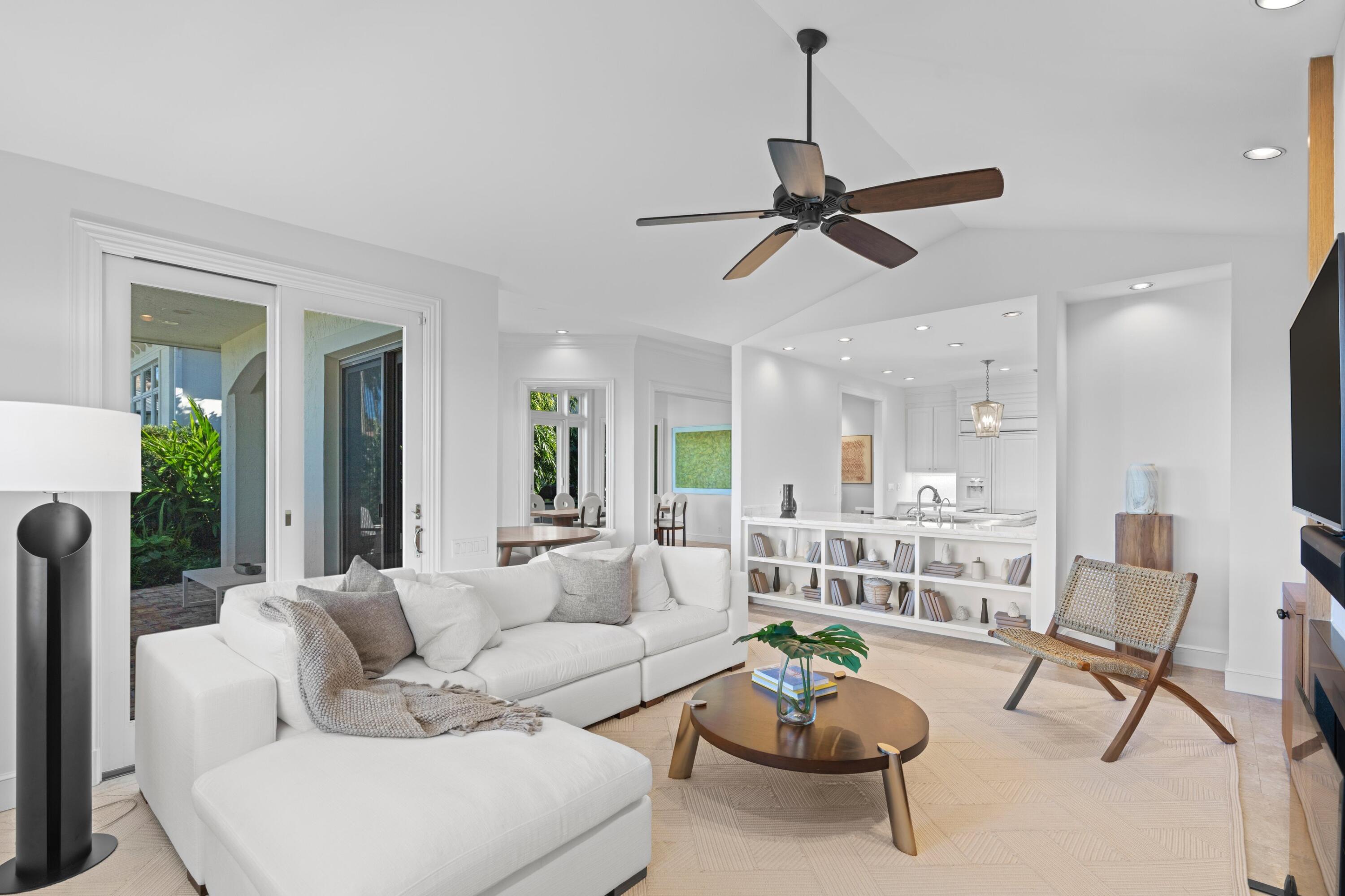 123 Terrapin Trail Jupiter, FL 33458 - Photo 22 of 63 a living room with furniture