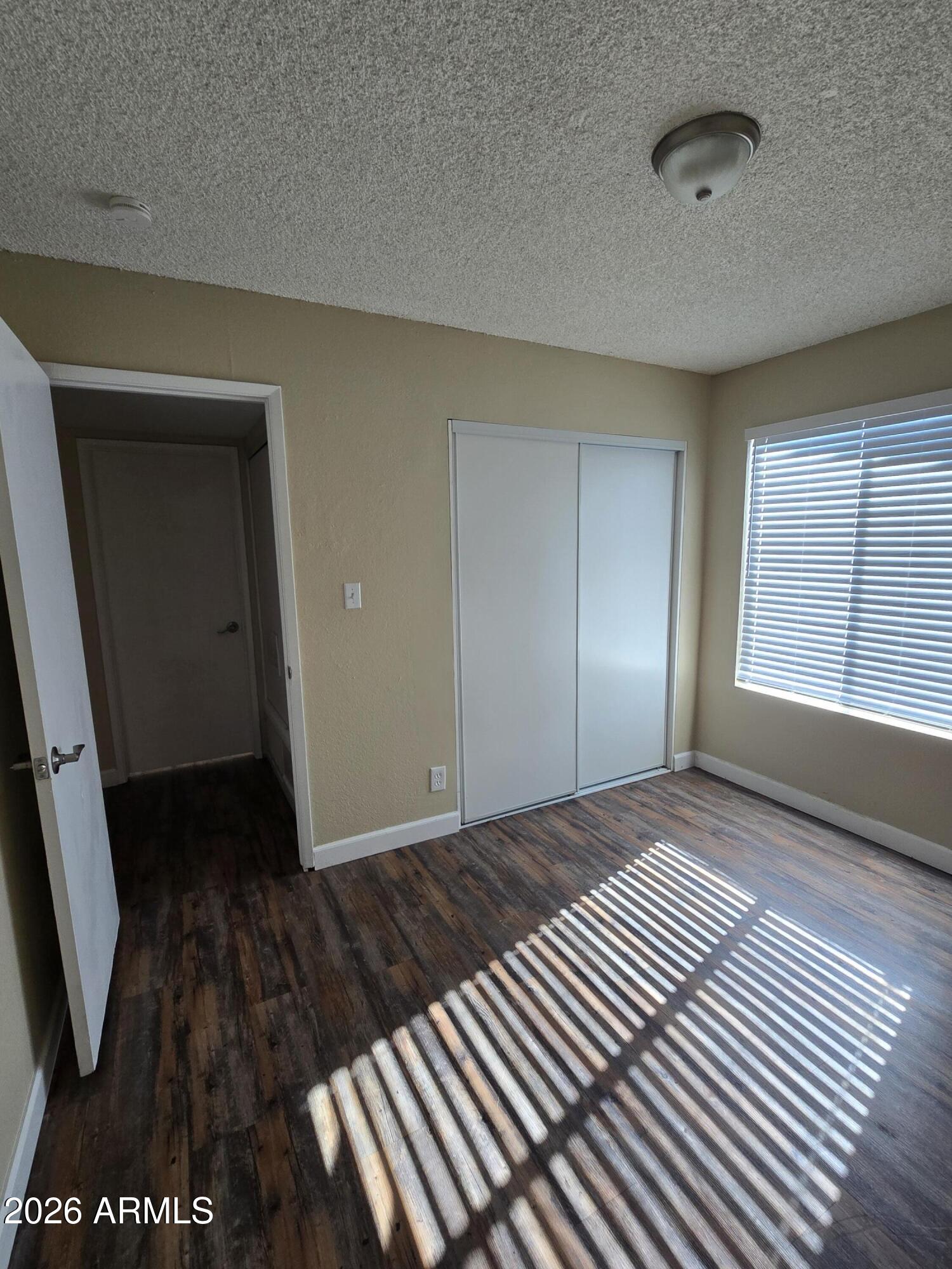 9002 West Roma Avenue Phoenix, AZ 85037 - Photo 14 of 29 BR2b