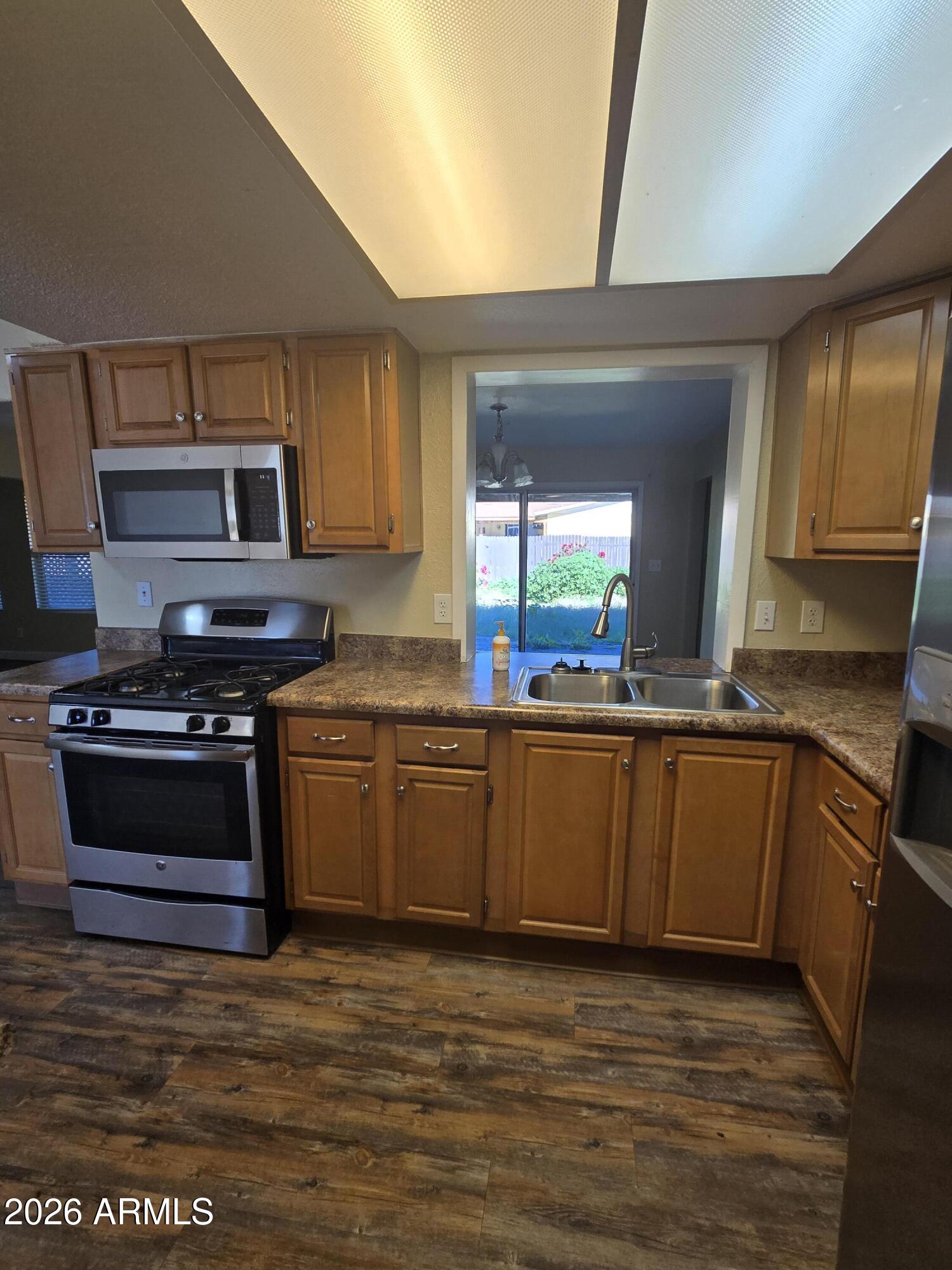 9002 West Roma Avenue Phoenix, AZ 85037 - Photo 7 of 29 Kitchen 3
