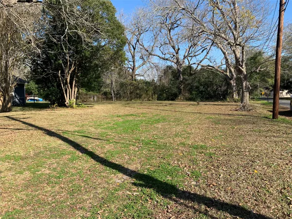 $55,000 | 232 South Bell Drive, Texas City, TX 77591