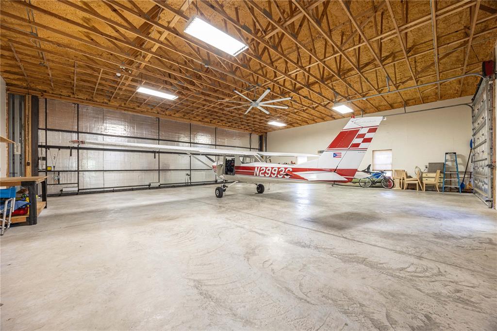 168 Southwest Poberezny Glen Lake Lake City, FL 32025 - Photo 10 of 29 a view of empty room