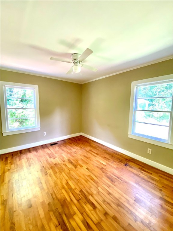 216 Wesley Street Clemson, SC 29631 - Photo 16 of 25 Bedroom 2
