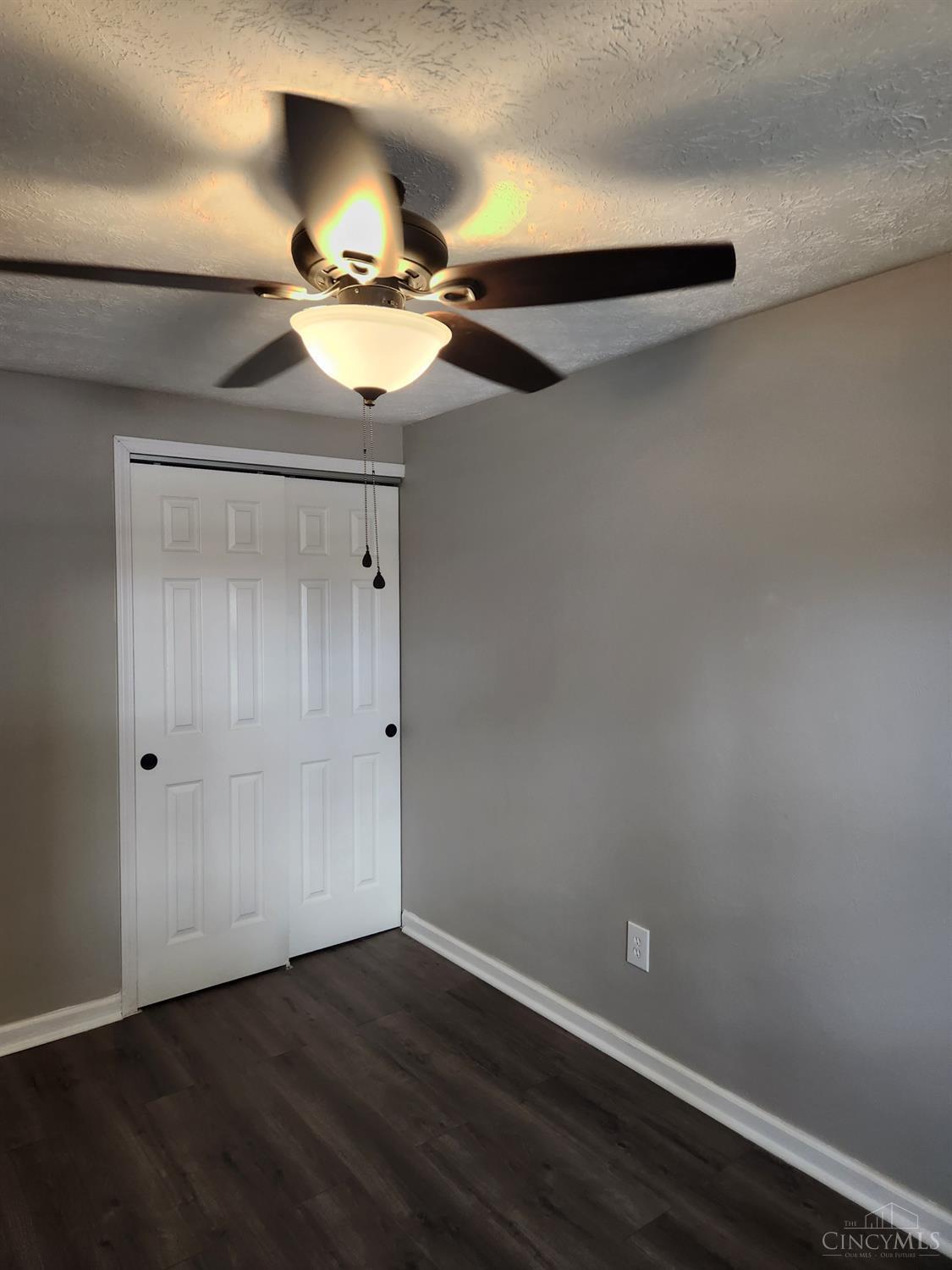 2774 Springdale Road Cincinnati, OH 45251 - Photo 10 of 21