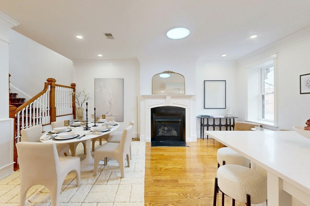 322 Tappan Street, Unit 2 Brookline, MA 02445 - Photo 11 of 41