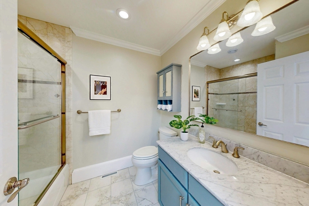 322 Tappan Street, Unit 2 Brookline, MA 02445 - Photo 22 of 41