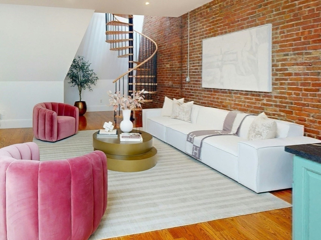 322 Tappan Street, Unit 2 Brookline, MA 02445 - Photo 33 of 41