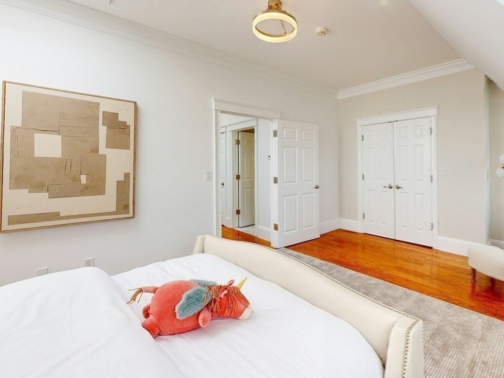 322 Tappan Street, Unit 2 Brookline, MA 02445 - Photo 34 of 41