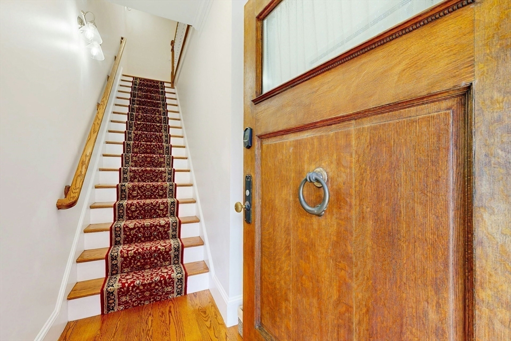 322 Tappan Street, Unit 2 Brookline, MA 02445 - Photo 4 of 41