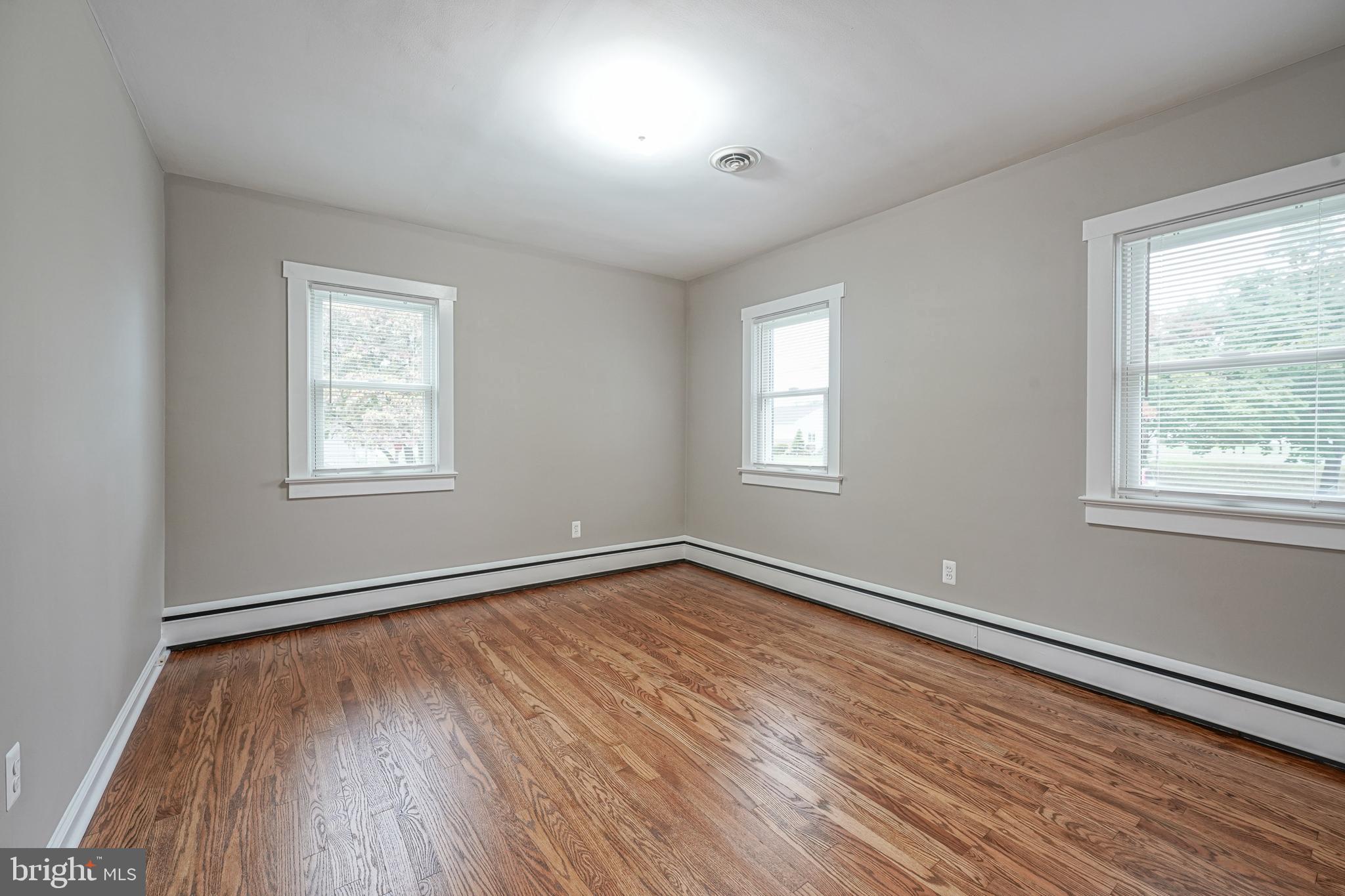 251 Harmony Road Gibbstown, NJ 08027 - Photo 12 of 27