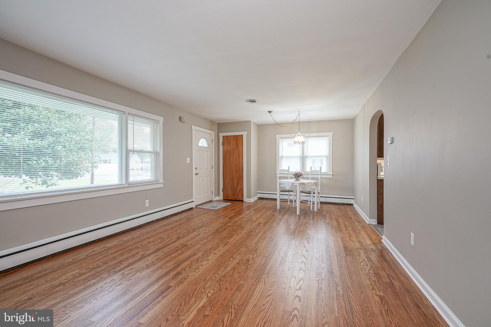 251 Harmony Road Gibbstown, NJ 08027 - Photo 3 of 27