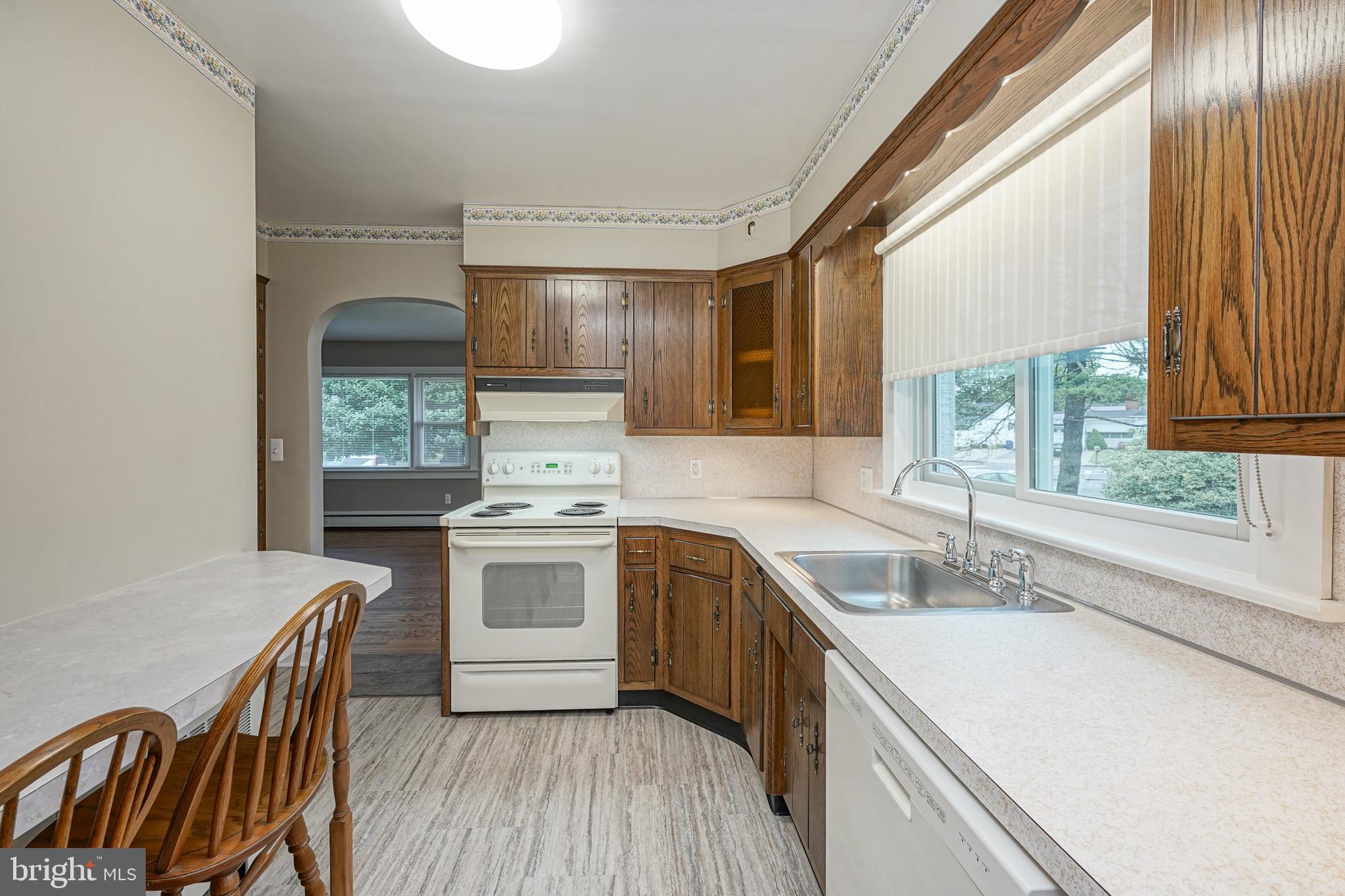 251 Harmony Road Gibbstown, NJ 08027 - Photo 9 of 27