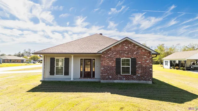 $270,000 | 4496 Country Drive, Bourg, LA 70343