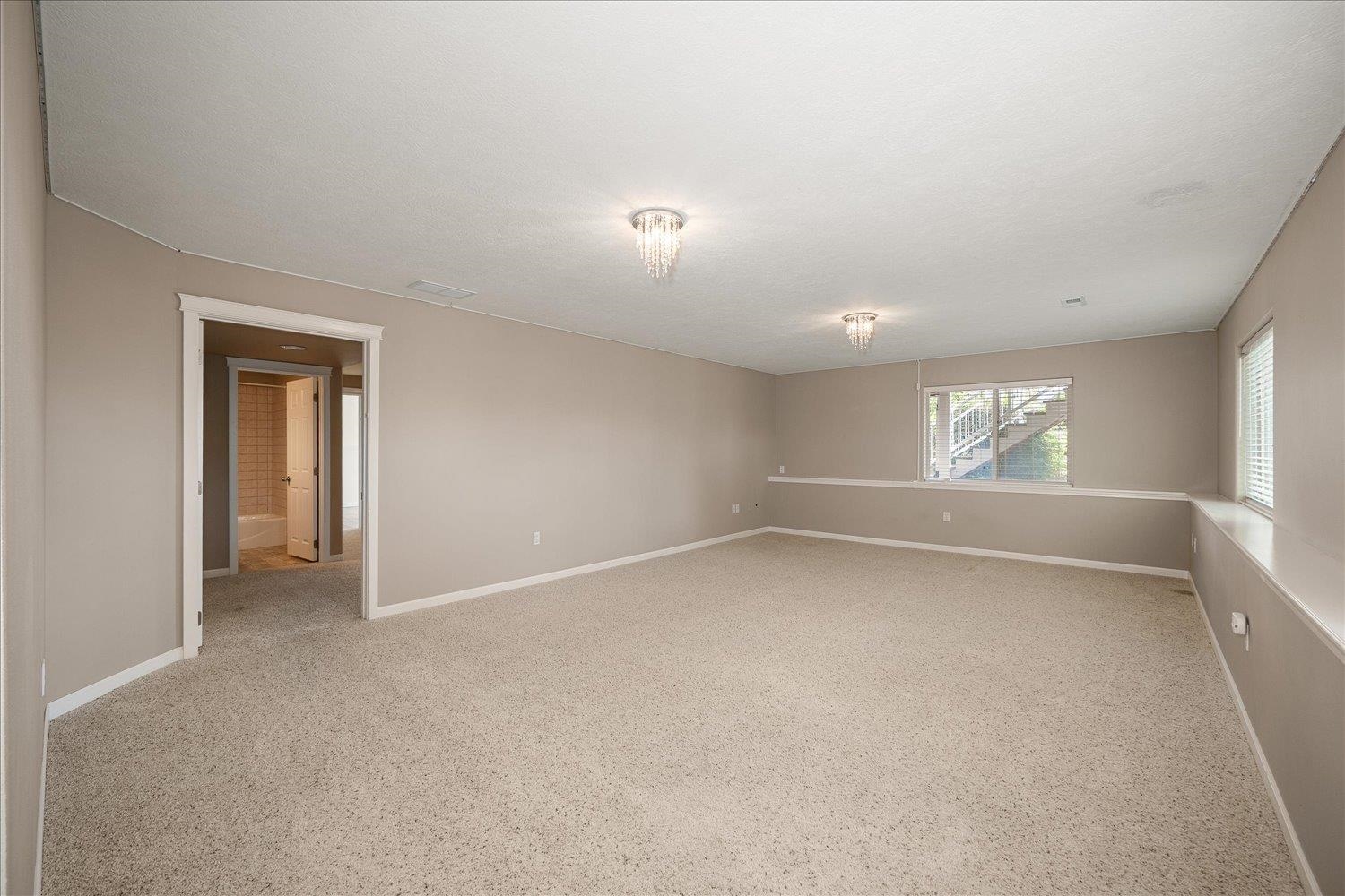 2315 West Chadwick Lane Spokane, WA 99208 - Photo 22 of 36