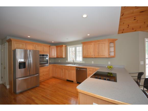 42 Ministerial Road Windham, NH 03087 - Photo 5 of 33