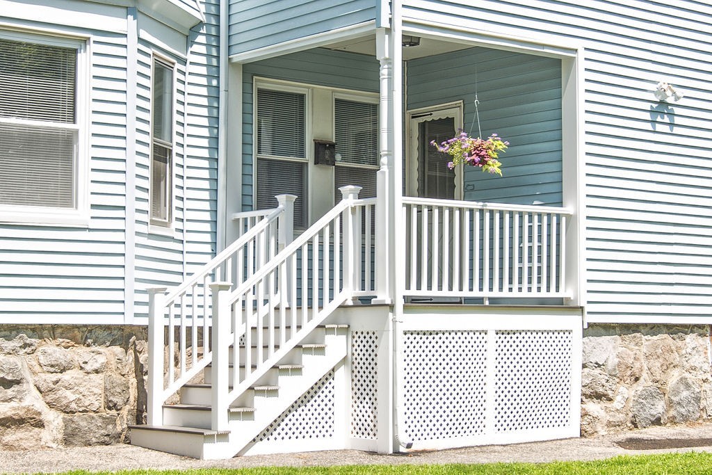 45-47 Howe Street Methuen, MA 01844 - Photo 3 of 33 Gallery Image 3