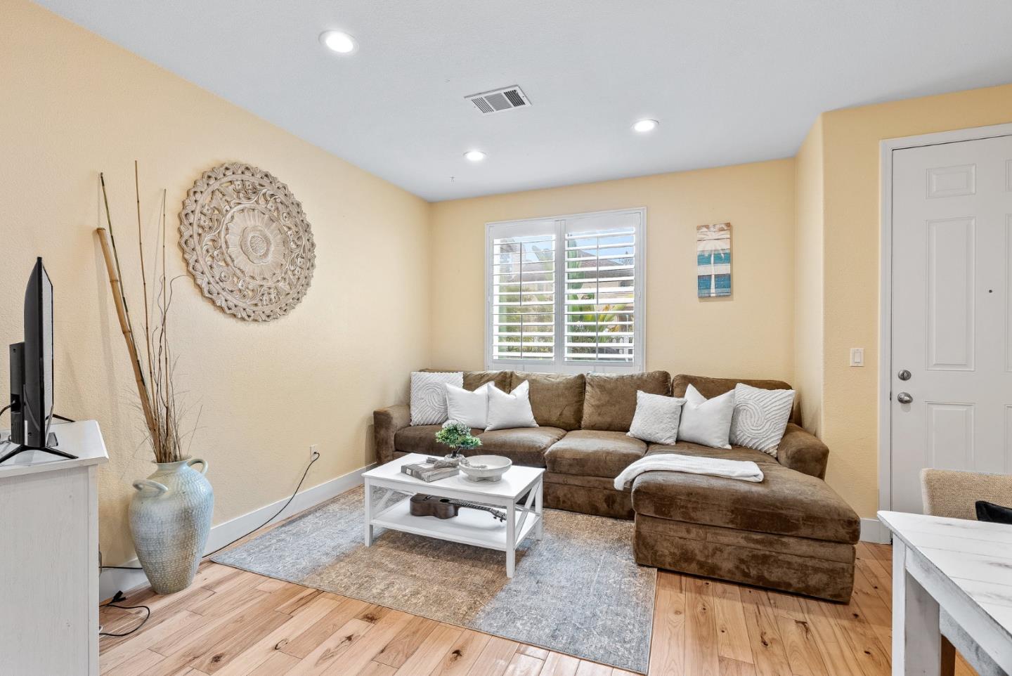 142 Atherton Loop Aptos, CA 95003 - Photo 4 of 21 a living room with furniture and a window