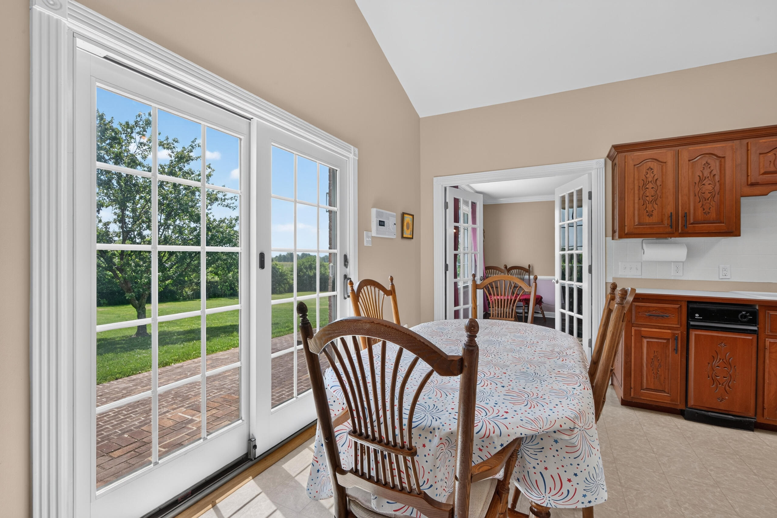 107 Squires Pointe Road Paris, KY 40361 - Photo 15 of 55 108squires15