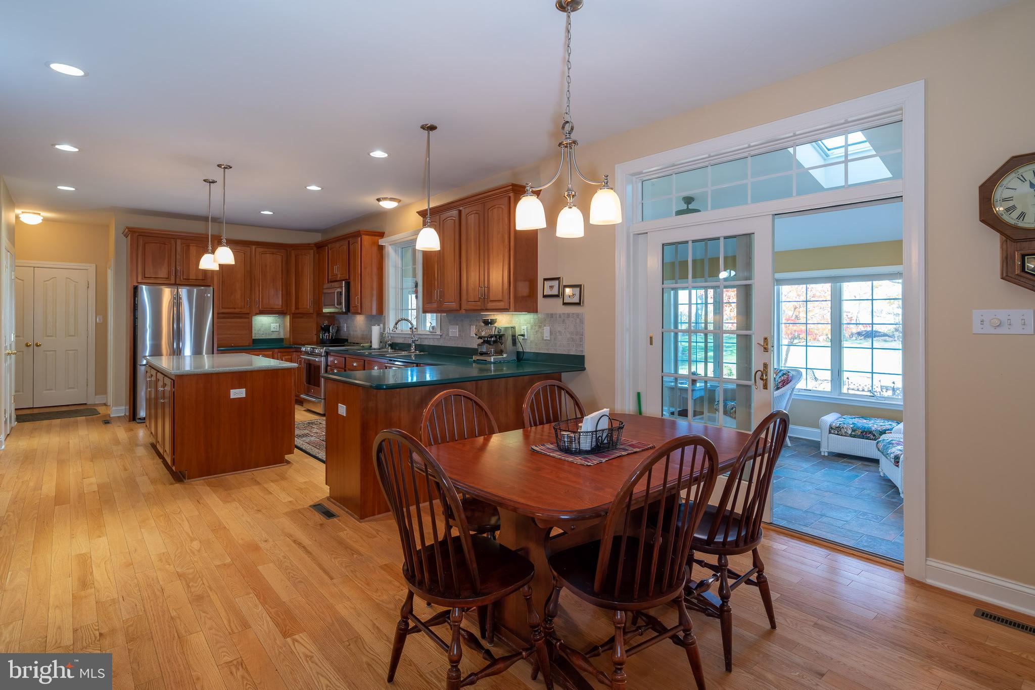 61 Starr Road Reading, PA 19608 - Photo 24 of 79 Breakfast area and Kitchen