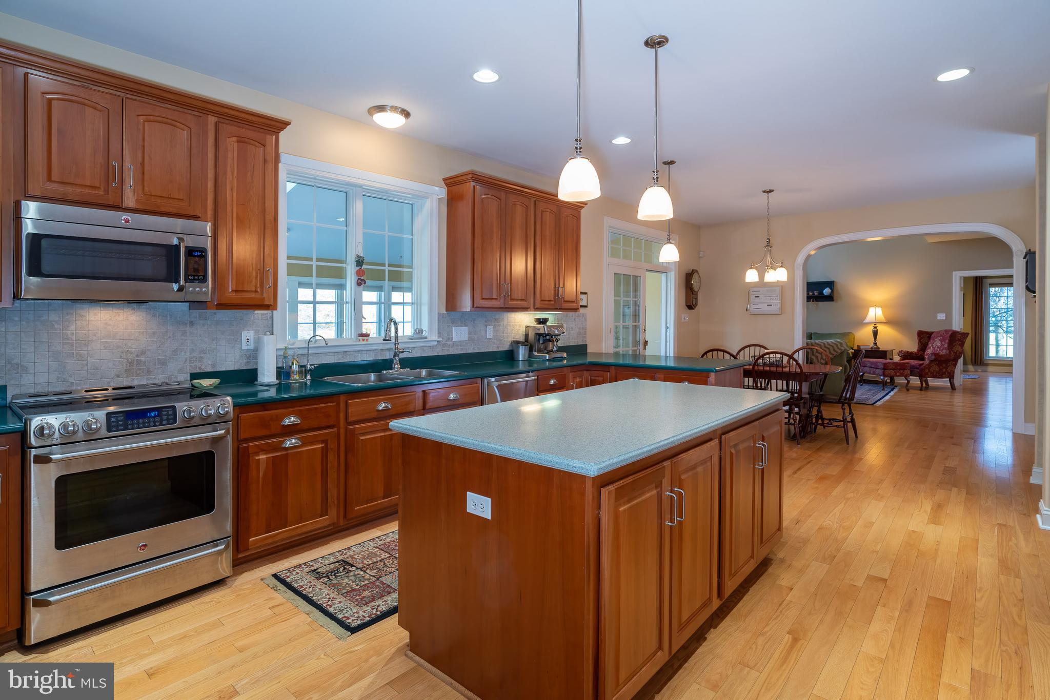 61 Starr Road Reading, PA 19608 - Photo 26 of 79 Stainless Steel Appliances