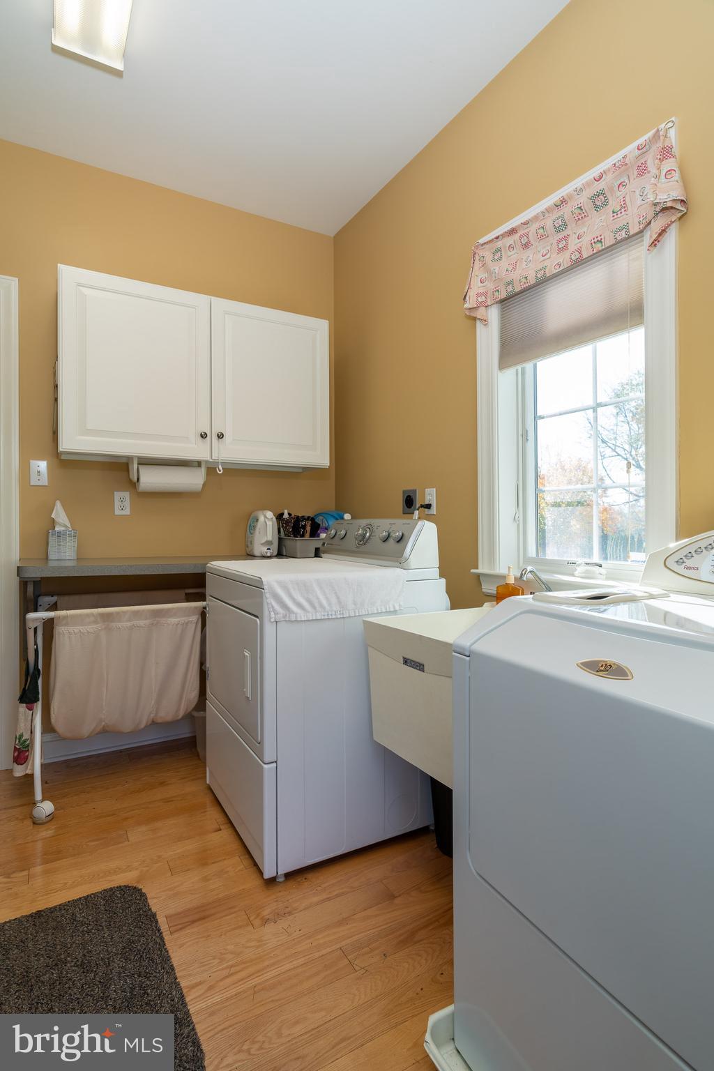 61 Starr Road Reading, PA 19608 - Photo 29 of 79 Nice laundry area