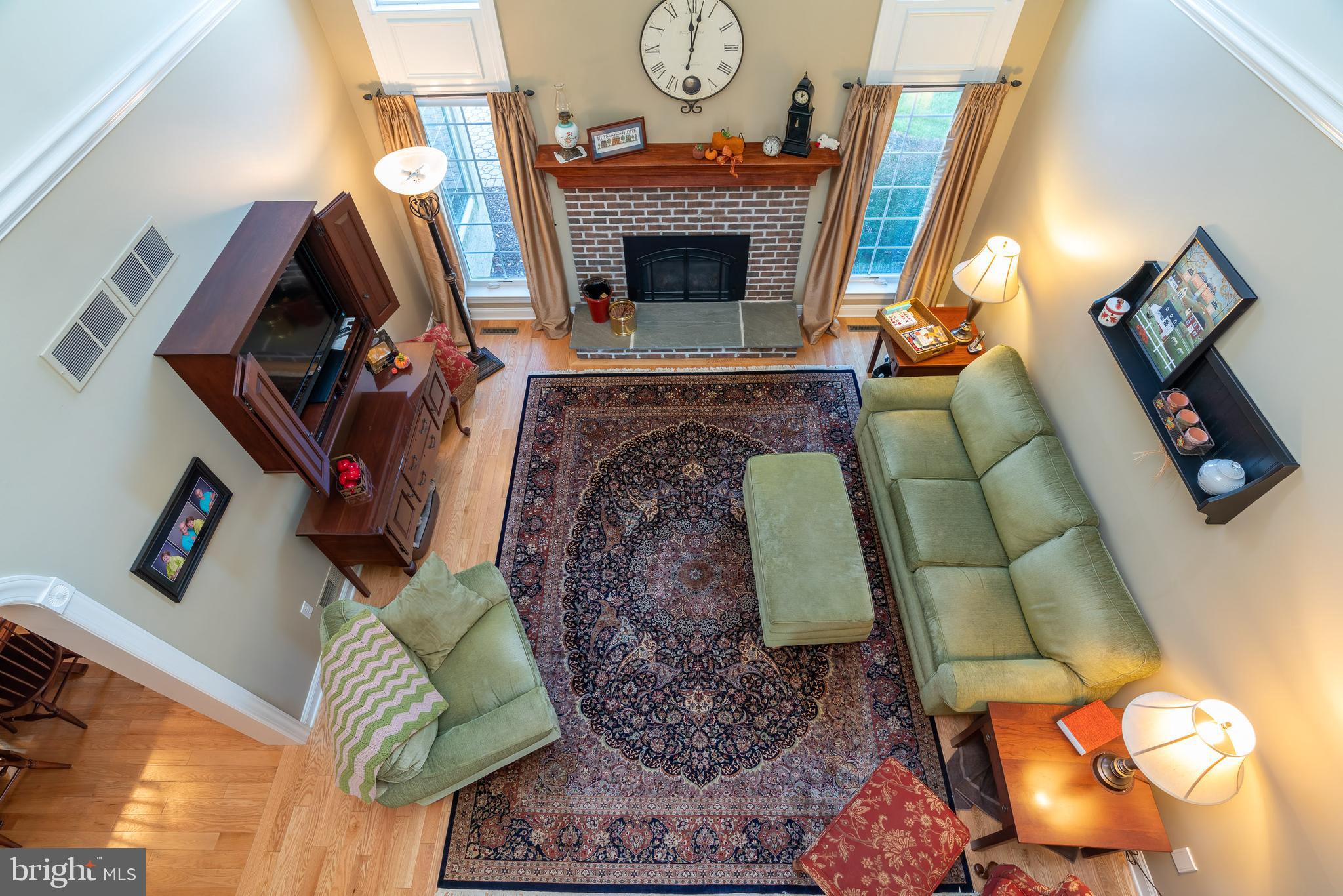 61 Starr Road Reading, PA 19608 - Photo 33 of 79 Family room, high ceiling