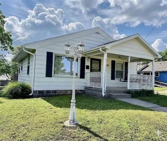 $139,900 | 816 South College Street, Nevada, MO 64772