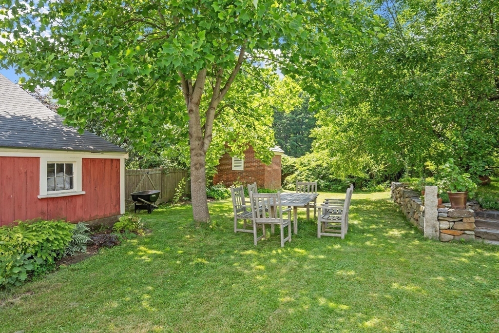 194 Center Road Shirley, MA 01464 - Photo 8 of 42