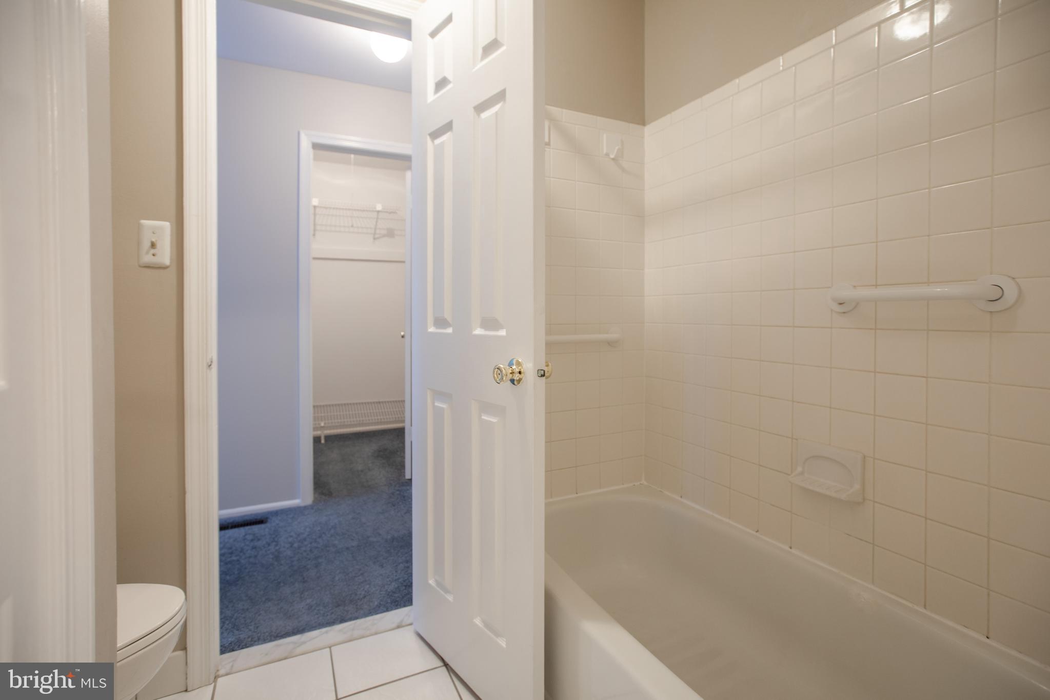 6 Bozarth Court Hamilton, NJ 08690 - Photo 12 of 21 a bathroom with a bathtub