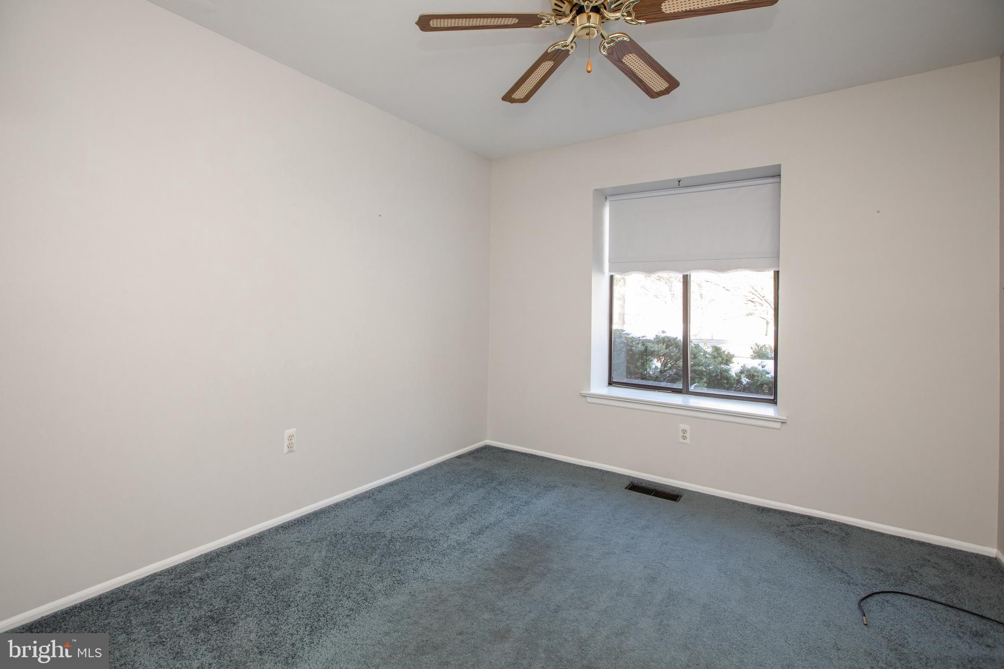 6 Bozarth Court Hamilton, NJ 08690 - Photo 16 of 21 a view of room and window