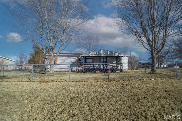 $174,900 | 2140 Foxwood Court, Lebanon, MO 65536