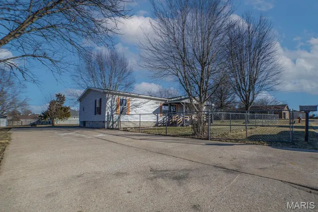 $174,900 | 2140 Foxwood Court, Lebanon, MO 65536