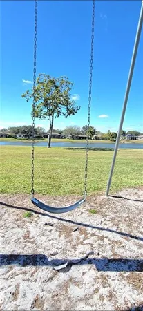 $3,250 | 687 Grove Drive, Naples, FL 34120
