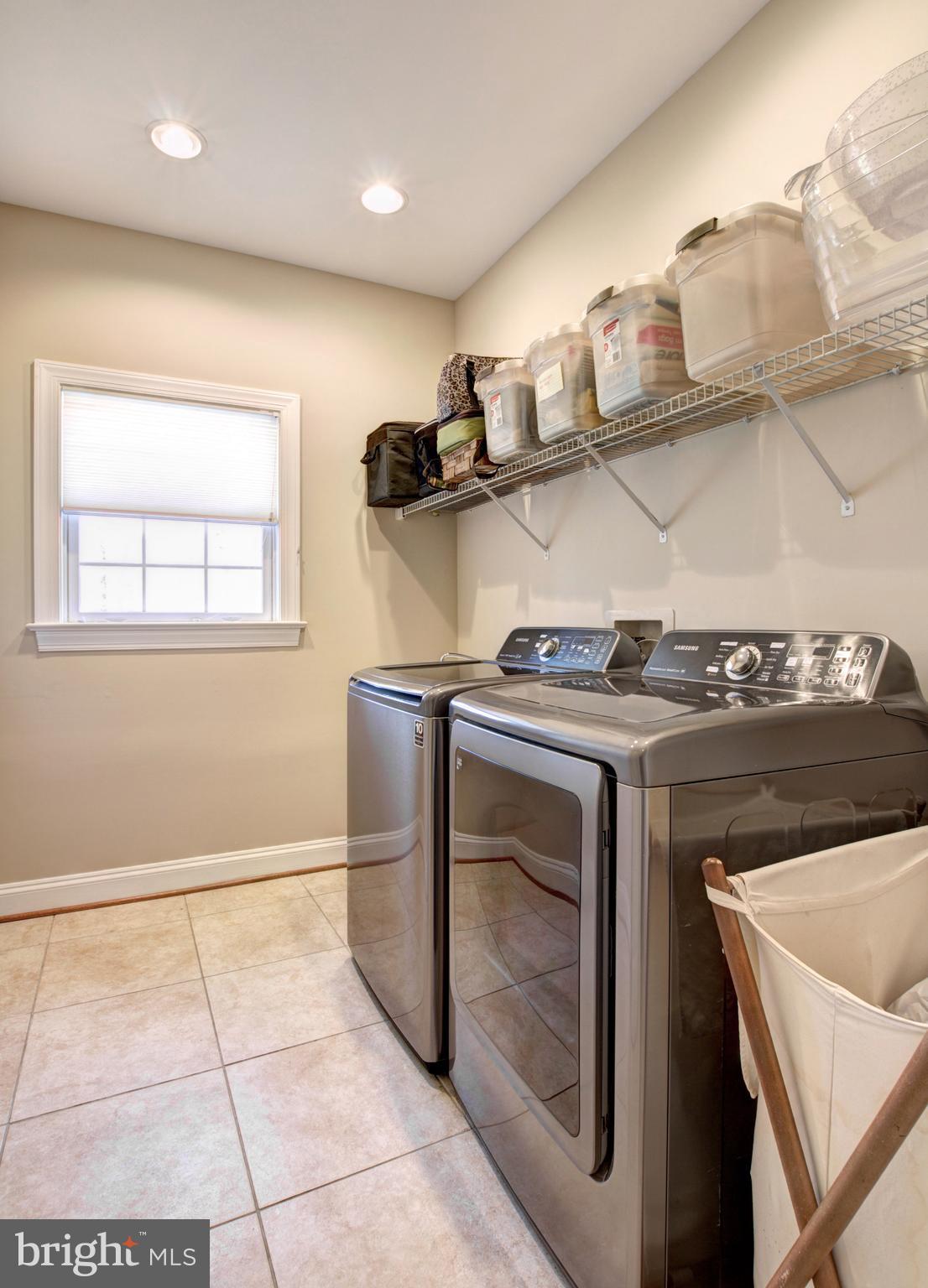 4402 Nuttall Road Fairfax, VA 22032 - Photo 8 of 30 Interior (General)