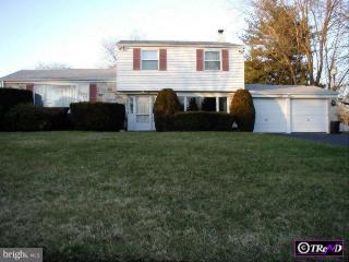 403 Andrew Road Huntingdon Valley, PA 19006 - Photo 2 of 2 Gallery Image 2