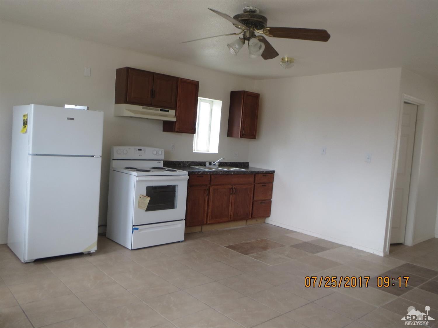 147 Date Road, Unit 3 Blythe, CA 92225 - Photo 13 of 21 Gallery Image 13