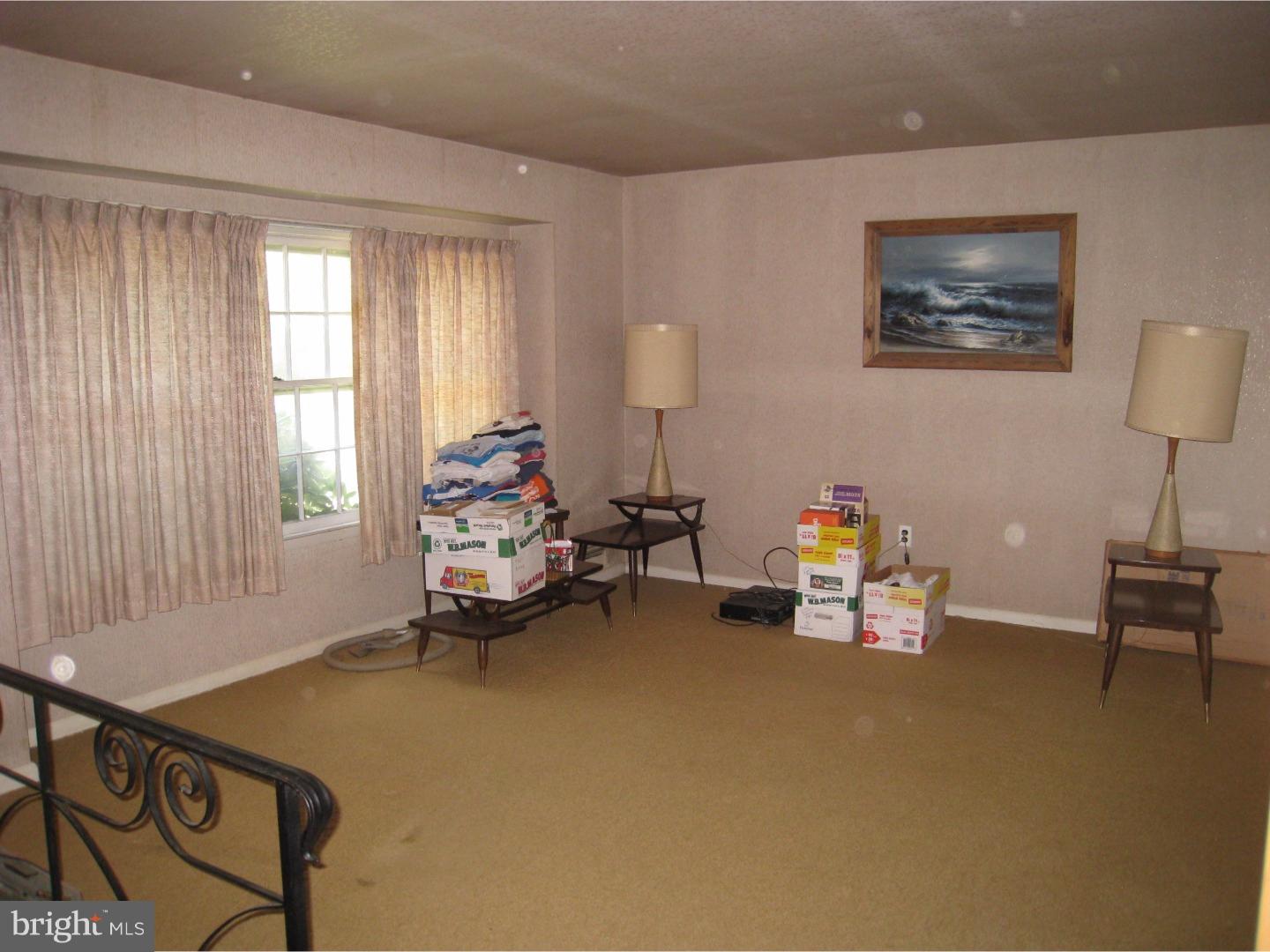 39 Saratoga Road Stratford, NJ 08084 - Photo 3 of 22