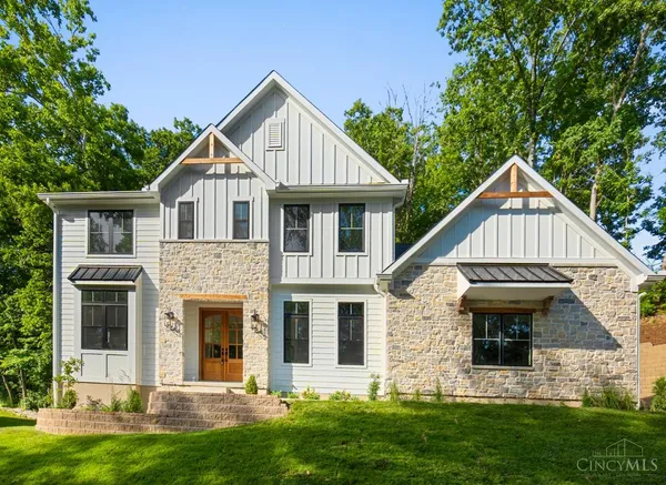 $1,575,000 | 9004 Old Creek Trail, Montgomery, OH 45249