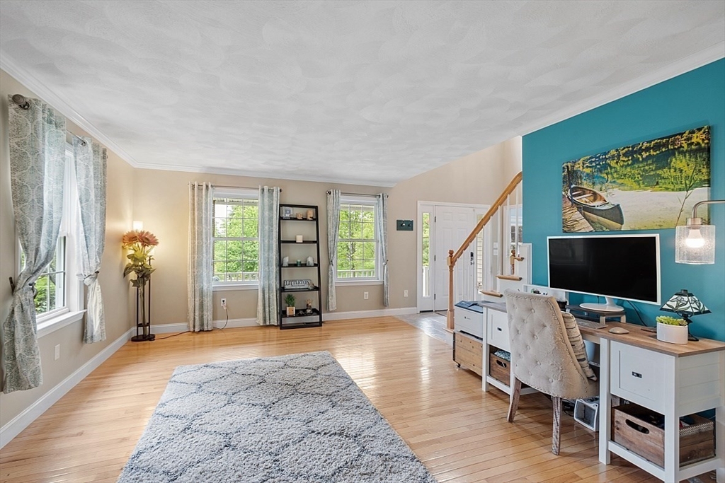 76 Grist Mill Road Littleton, MA 01460 - Photo 8 of 37 Gallery Image 8