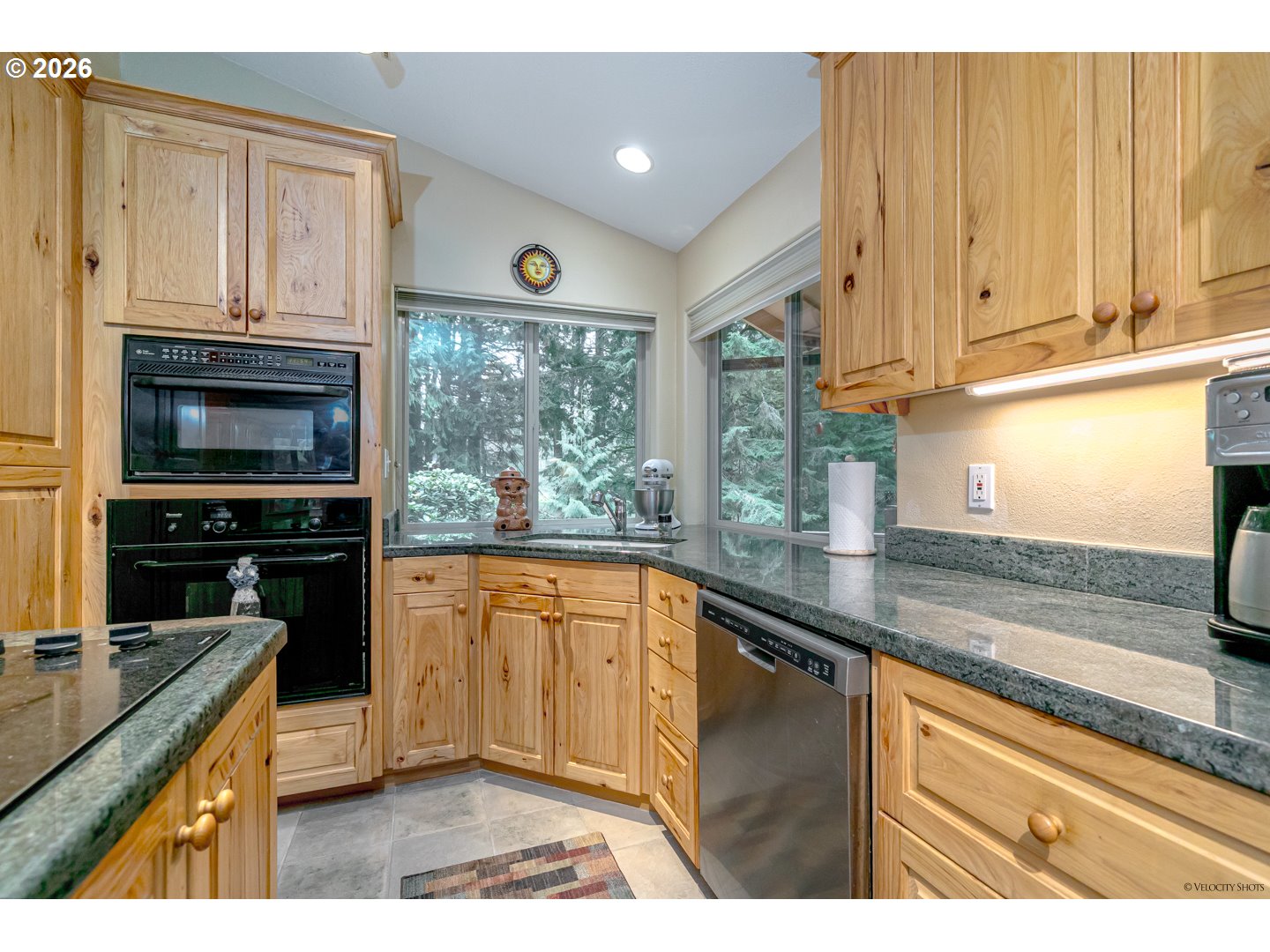 53221 East Marmot Road Sandy, OR 97055 - Photo 17 of 48