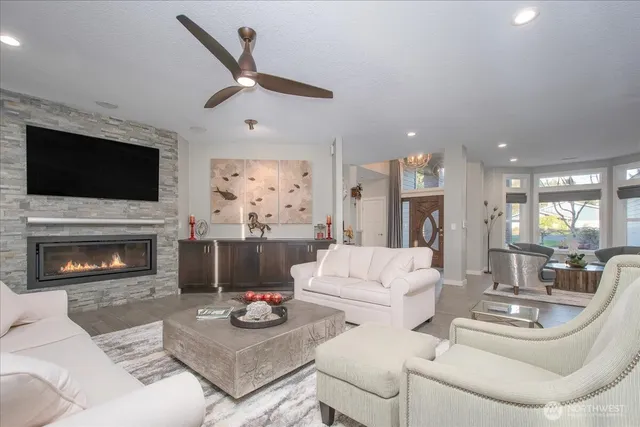 $2,050,000 | 10808 Northeast 192nd Avenue, Brush Prairie, WA 98606