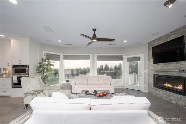 $2,050,000 | 10808 Northeast 192nd Avenue, Brush Prairie, WA 98606