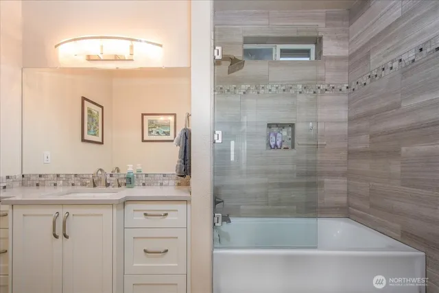 $2,050,000 | 10808 Northeast 192nd Avenue, Brush Prairie, WA 98606