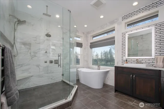 $2,050,000 | 10808 Northeast 192nd Avenue, Brush Prairie, WA 98606