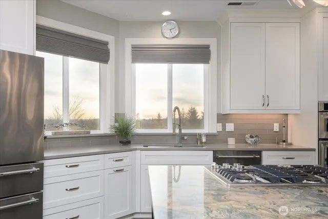 $2,050,000 | 10808 Northeast 192nd Avenue, Brush Prairie, WA 98606