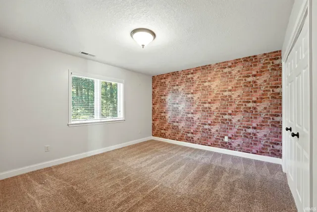 $399,900 | 12707 Elsworth Street, Leo, IN 46765