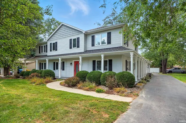 $399,900 | 12707 Elsworth Street, Leo, IN 46765