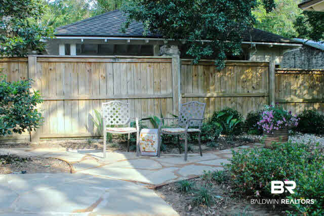 100 Pecan Avenue Fairhope, AL 36532 - Photo 5 of 33