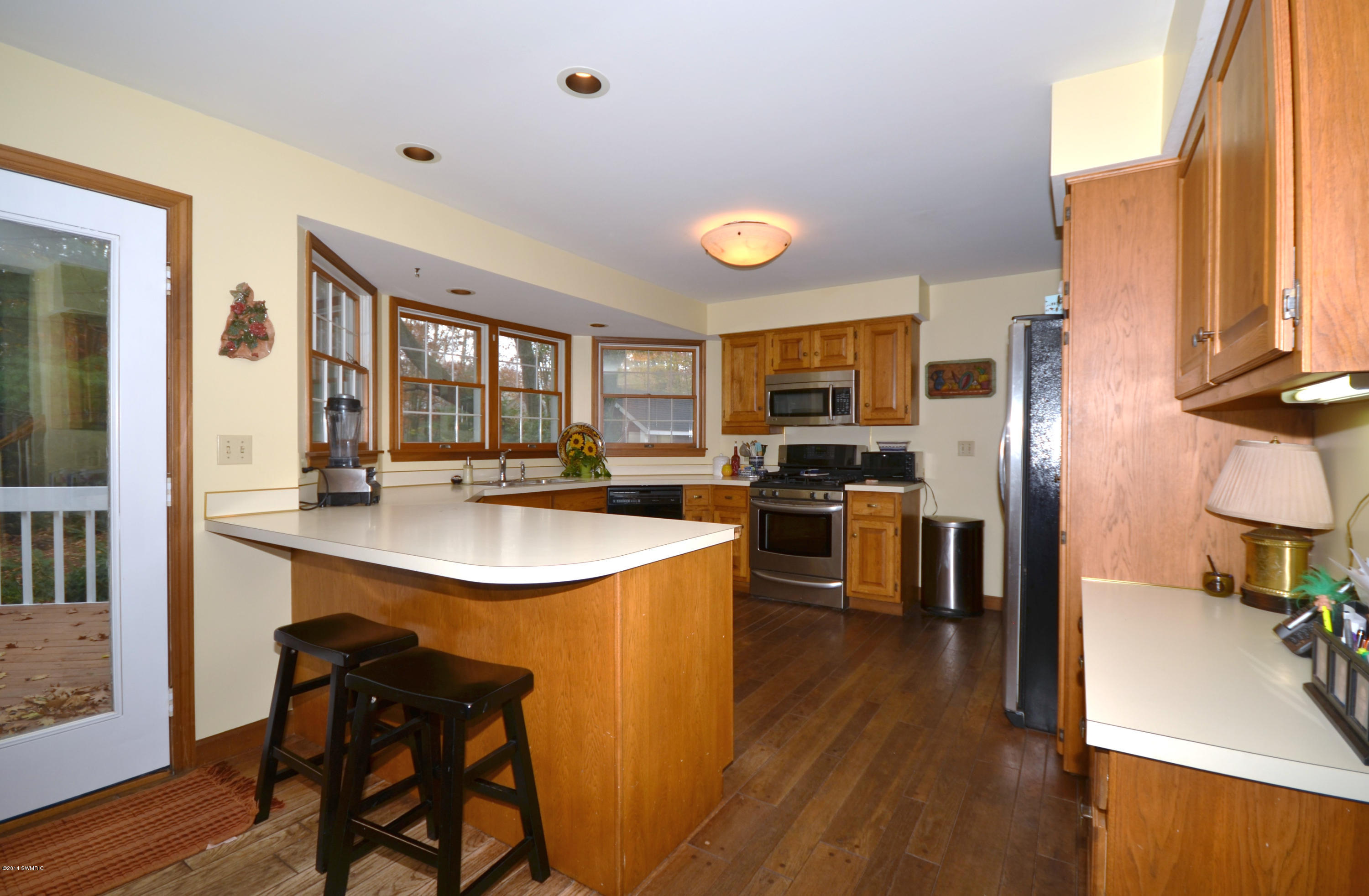 18632 Aztec Drive Spring Lake, MI 49456 - Photo 4 of 18 Kitchen